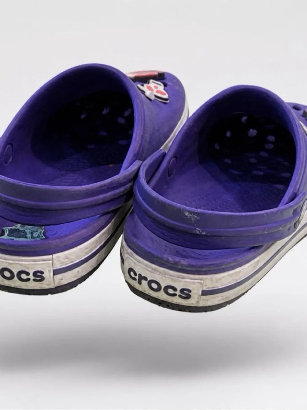 CROCS bright purple